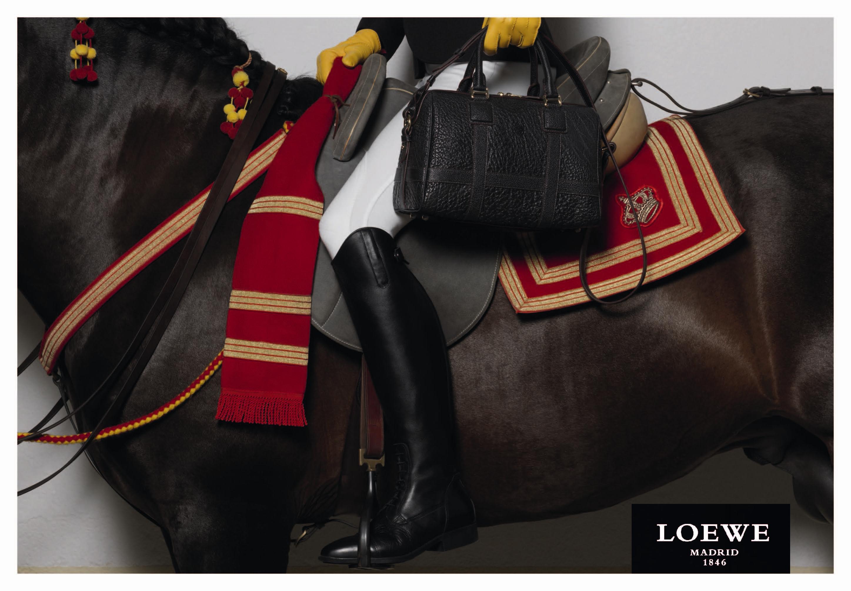Horse Times Egypt: Equestrian Magazine :News :PASEO BAG BY LOEWE