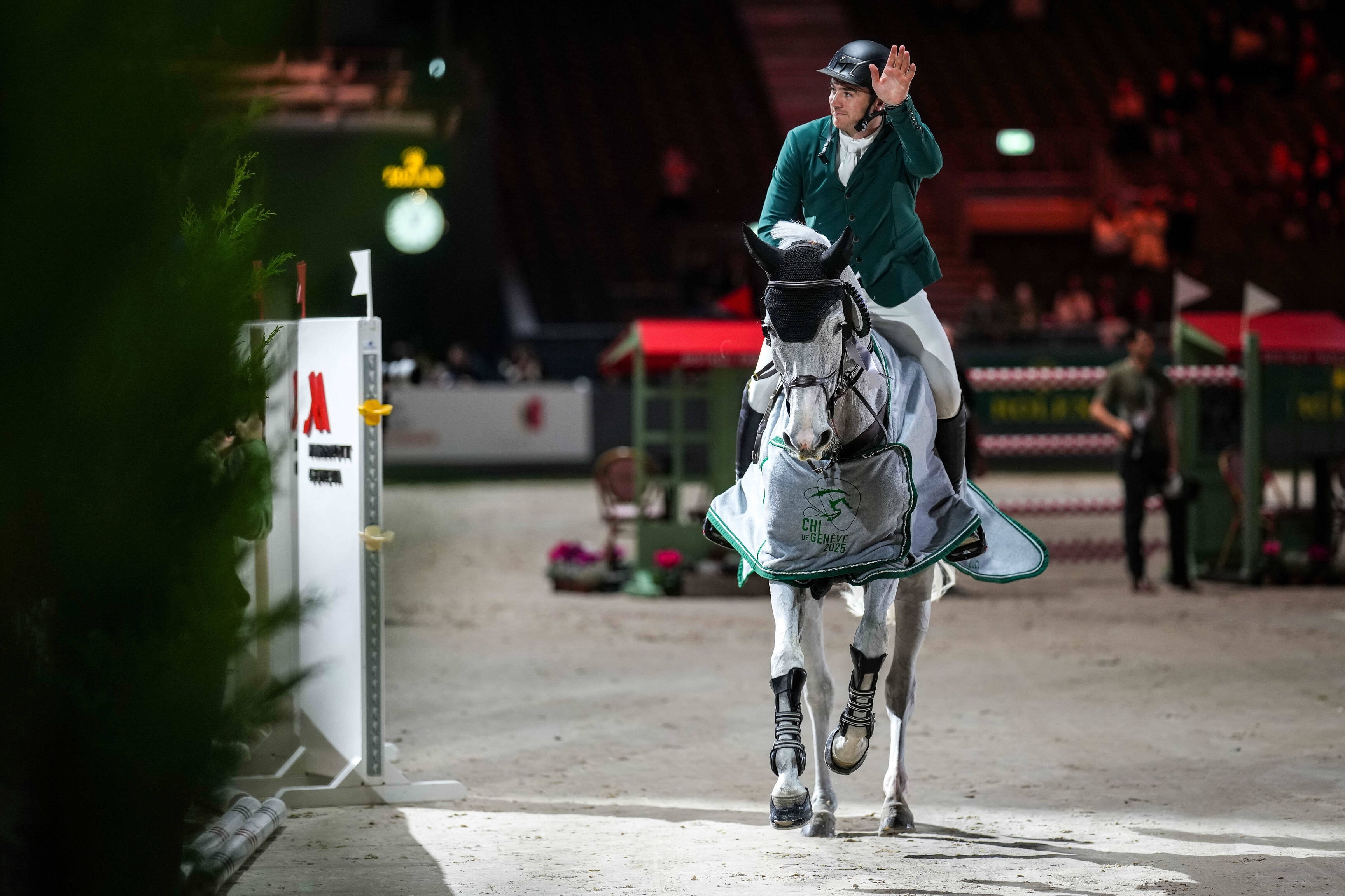 Horse Times Egypt: Equestrian Magazine :News :A SUCCESSFUL START: DONALD WHITAKER & MILLFIELD COLETTE WIN THE ROLEX GRAND PRIX QUALIFIER THE TROPHEE DE GENEVE AT CHI GENEVE