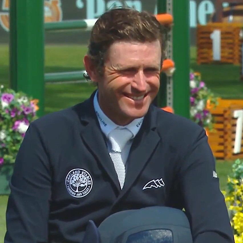 Horse Times Egypt: Equestrian Magazine :News :DARRAGH KENNY KEEPS COOL AND WINS THE '1.55M CANADIAN UTILITIES CUP' AT SPRUCE MEADOWS PAN AMERICAN