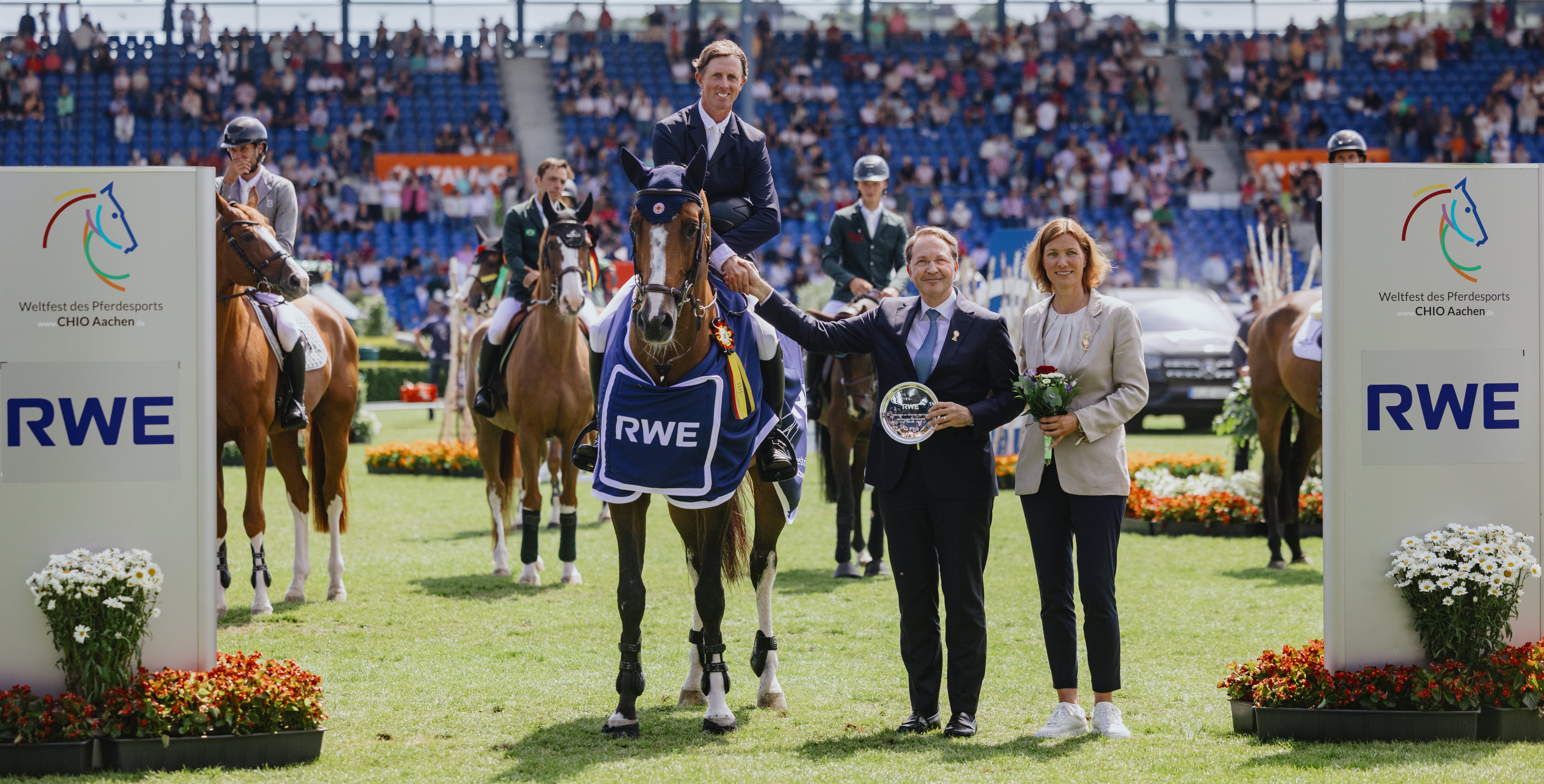 Horse Times Egypt: Equestrian Magazine :News :BEN MAHER MOVES GREEK GODDESS IOLI MYTILINEOU INTO SECOND PLACE AND WINS THE RWE PRIZE OF NORTH RHINE-WESTPHALIA AT CHIO AACHEN 2025