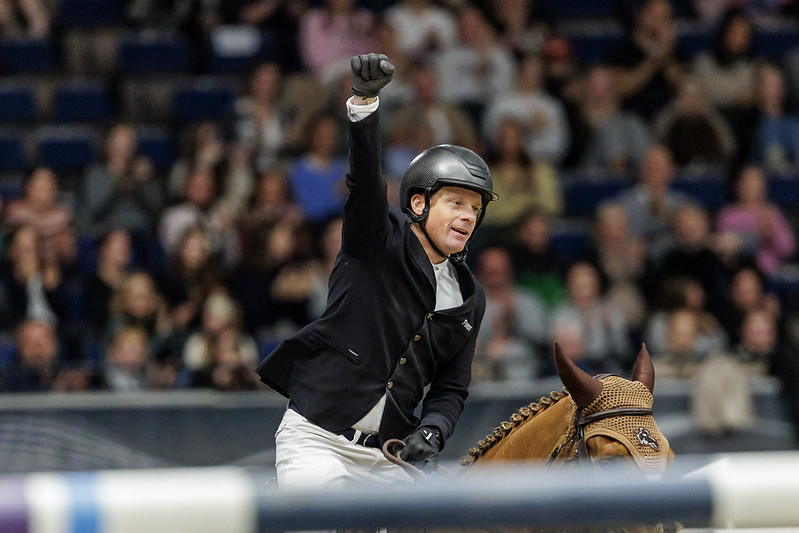 Horse Times Egypt: Equestrian Magazine :News :WILLEM GREVE STAMPS HIS AUTHORITY AT THE LONGINES FEI JUMPING WORLD CUP™ IN STUTTGART 